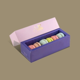custom macaron box